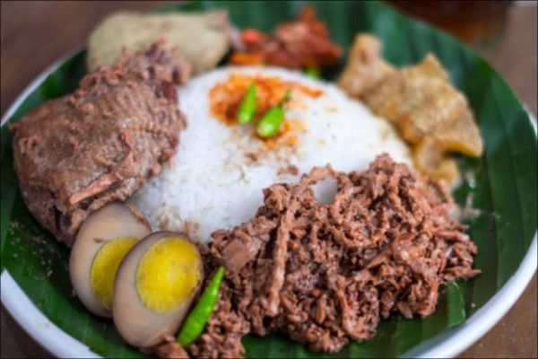 Gudeg Manggar